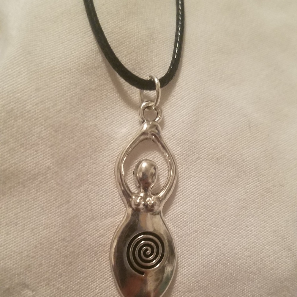 Goddess Venus Spiral Necklace new - Picture 3 of 4